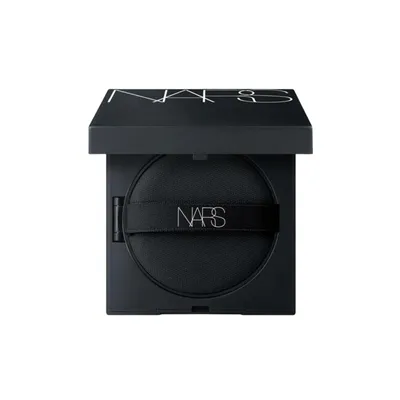 나스 네츄럴 래디언트 롱웨어 쿠션 파운데이션 케이스