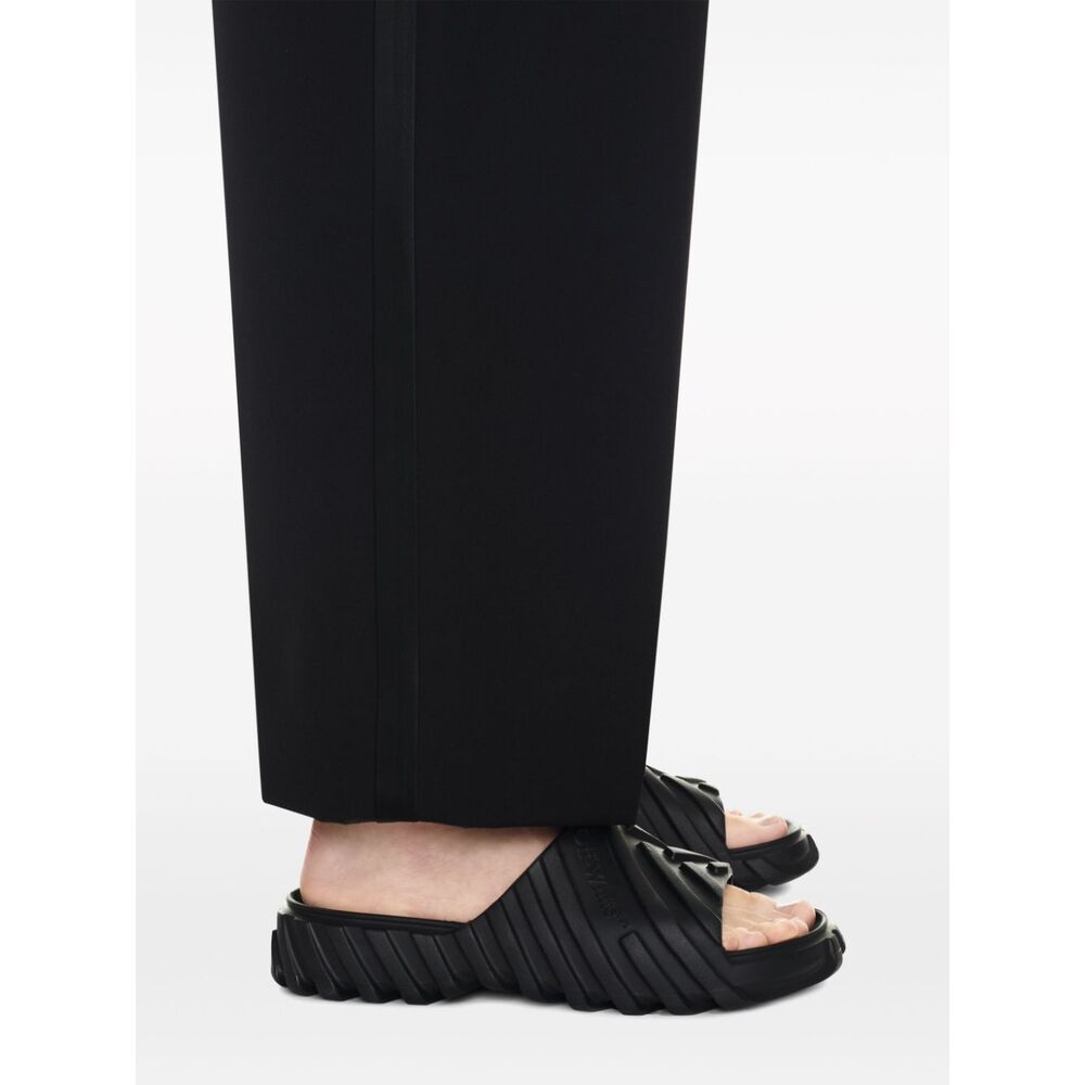 오프화이트 로고 슬리퍼