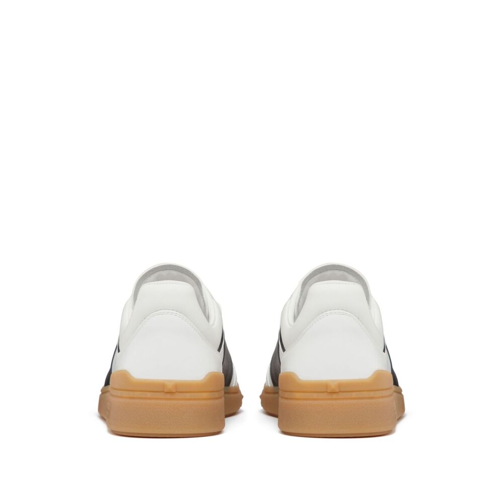 발렌티노 업빌리지 로우탑 스니커즈