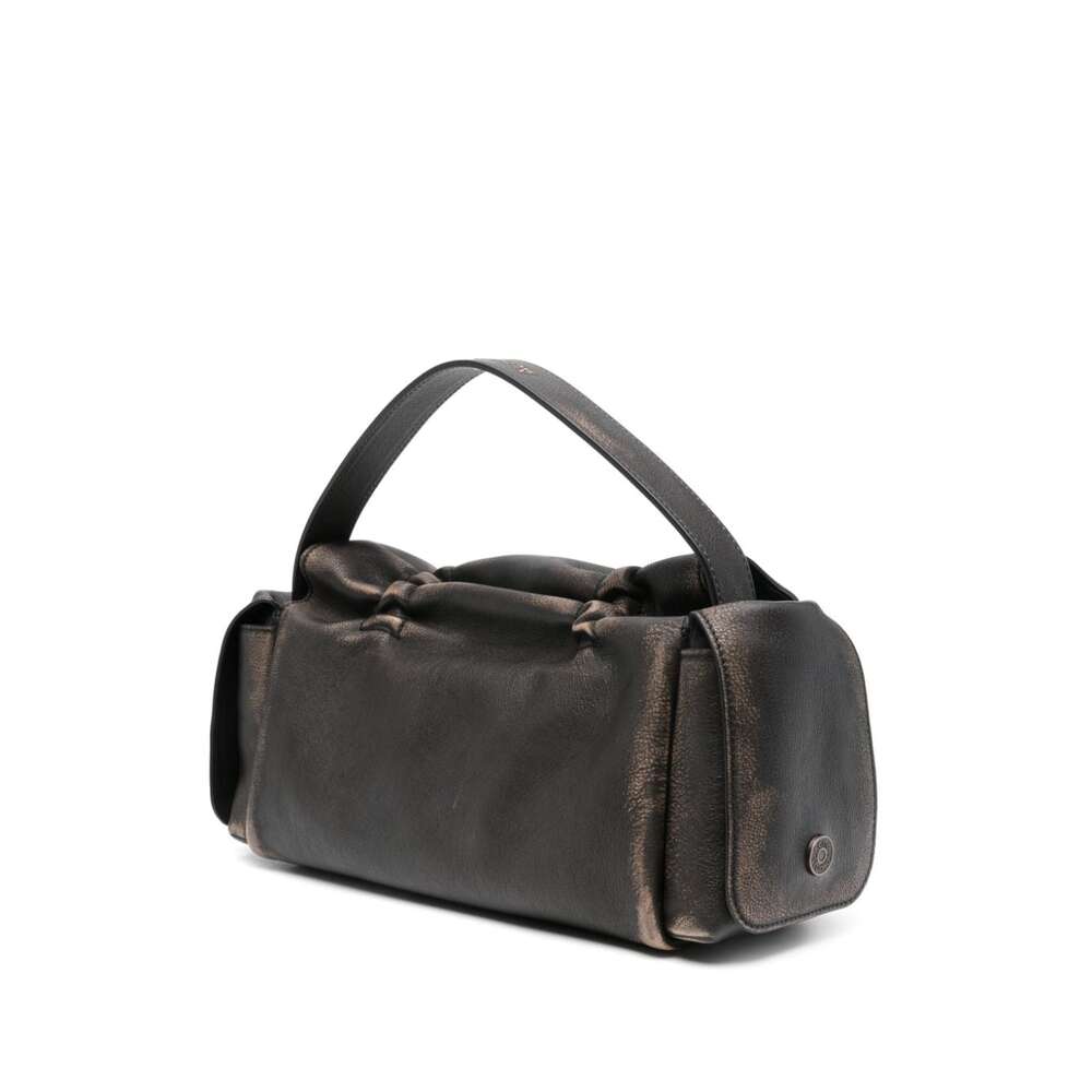 아크네 멀티포켓 가죽 숄더 백