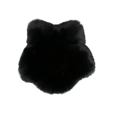 아크네 퍼 모자