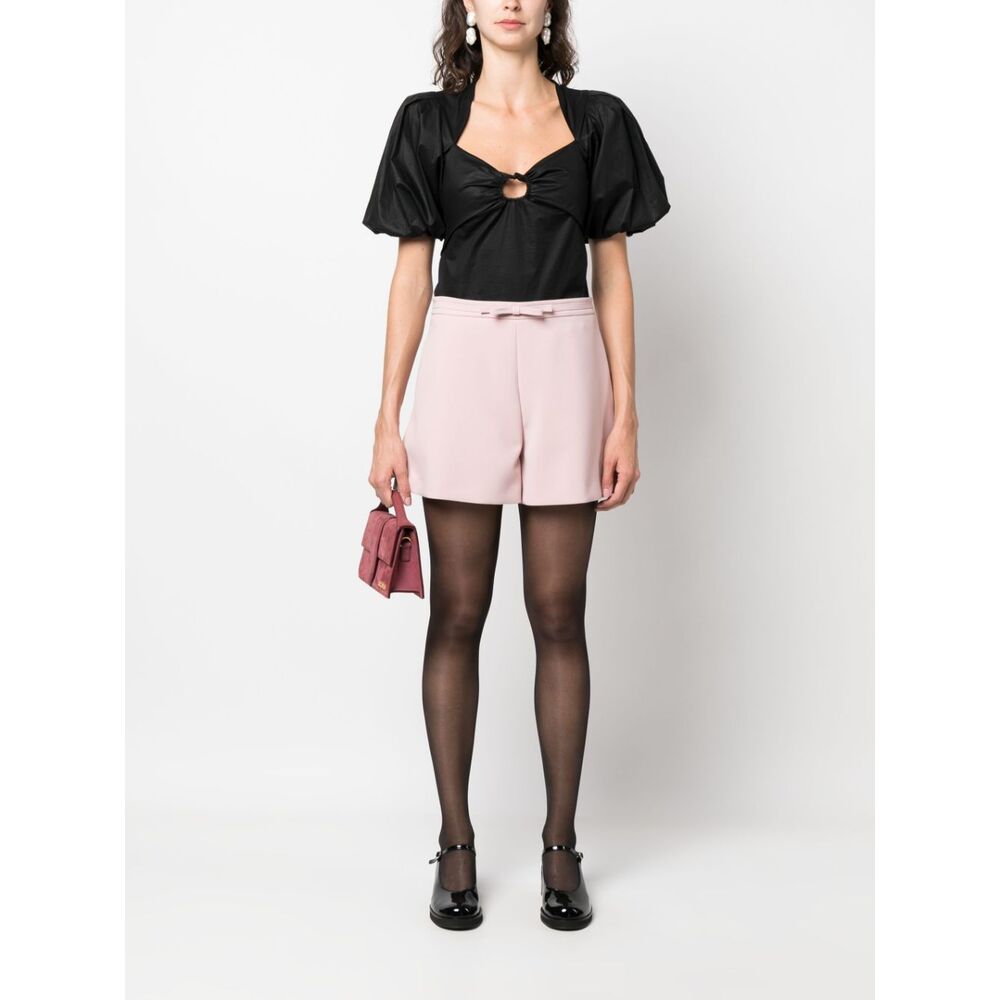 레드 발렌티노 보우 디테일 반바지